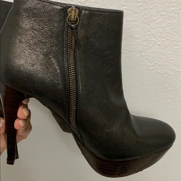 Stuart Weitzman Black Leather Ankle Booties - Picture 7 of 9